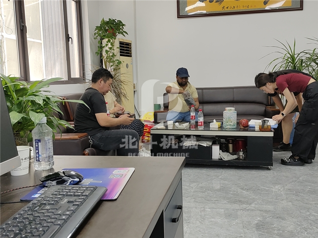 孟加拉國(guó)客戶到我公司考察、洽談合作